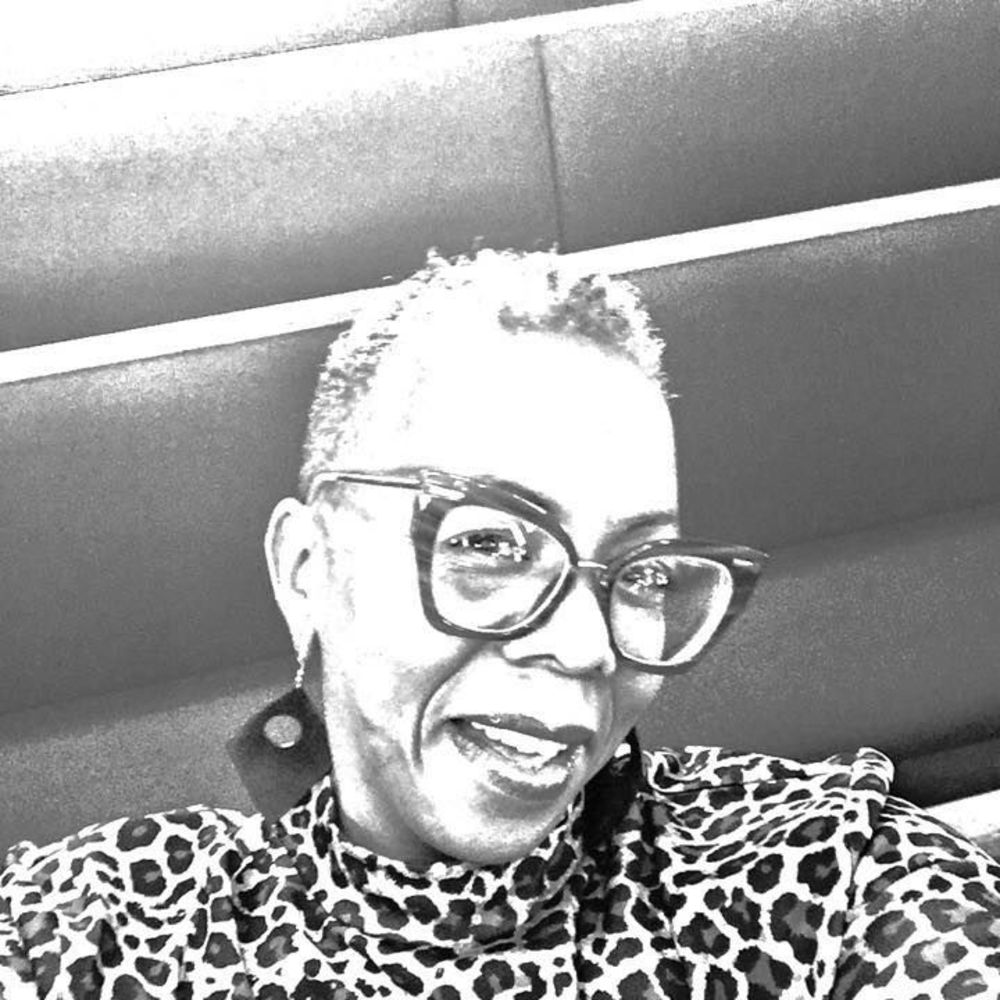 Meet your Posher, Michele